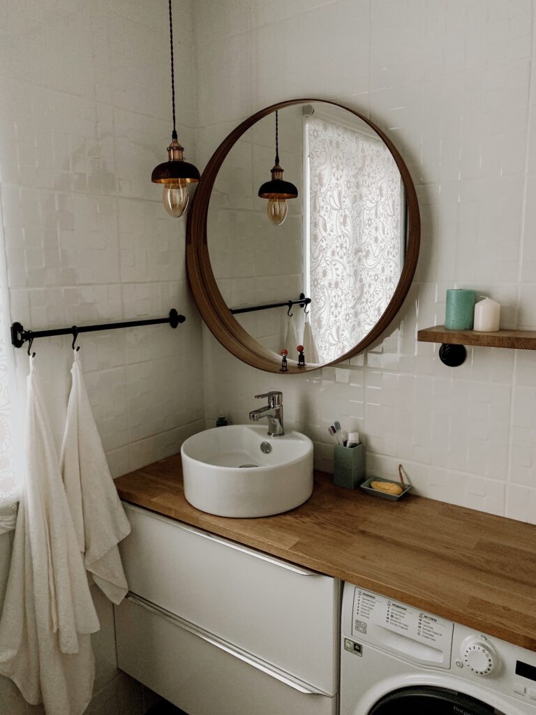 bathroom / interior design/ minimalism in design / home decor